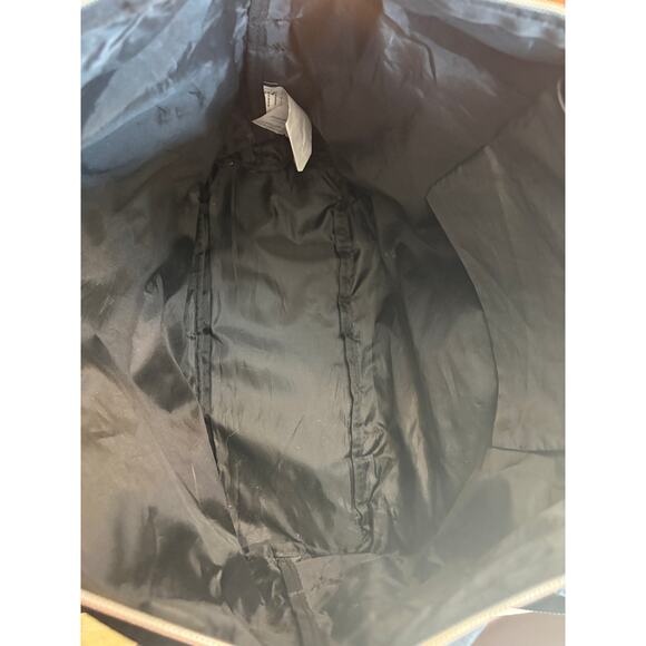 Puma Jane Black Gold Logo Tote Travel Shoulder Lightweight Front Pocket Duffle - Picture 6 of 10